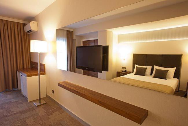 Kalinda Inn Hotel Ilica Чесме Екстериор снимка